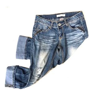 No boundaries capris